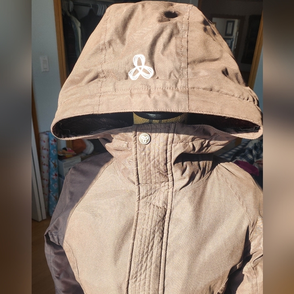 TNA winter coat - Picture 2 of 13